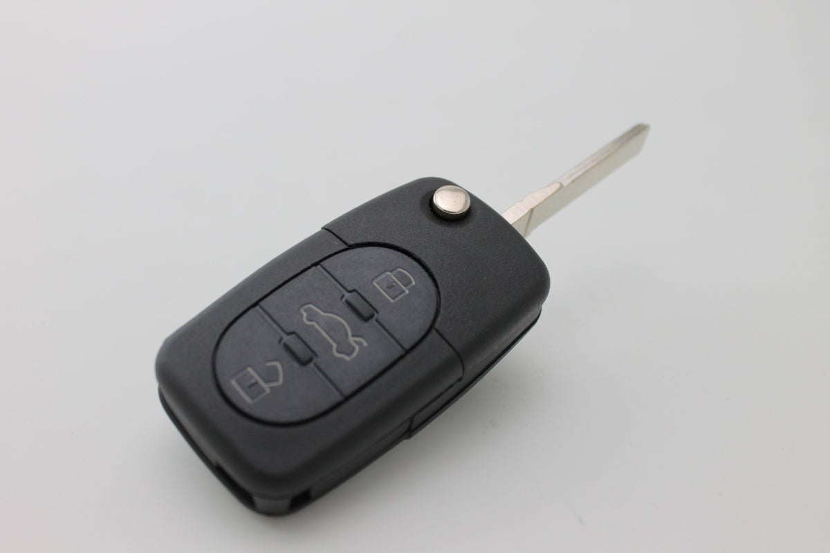 Audi A2, A4 & S4 3 Button HU75T Flip Key